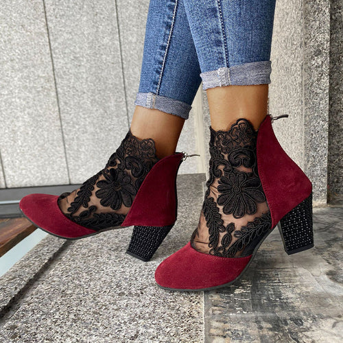 Leona – Elegant Floral Lace Mesh Pumps
