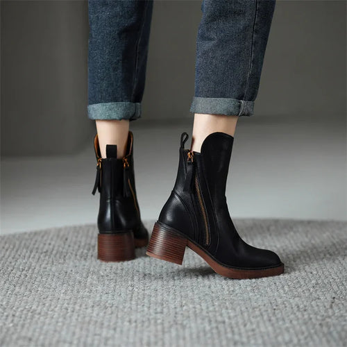 Juliane | Fashionable Ankle Boots