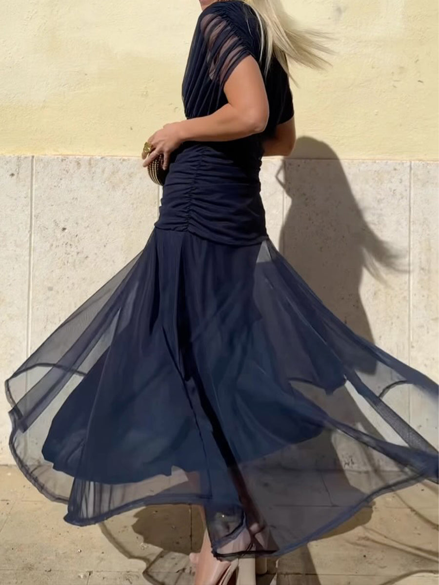 Isolde – Elegant Mesh Boutonniere Dress