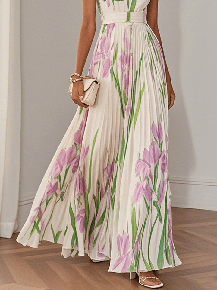 Hinokaia | Luxe pleated floral maxi dress