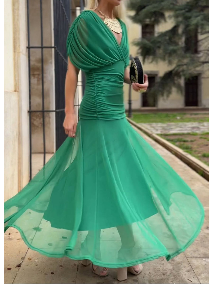 Isolde – Elegant Mesh Boutonniere Dress