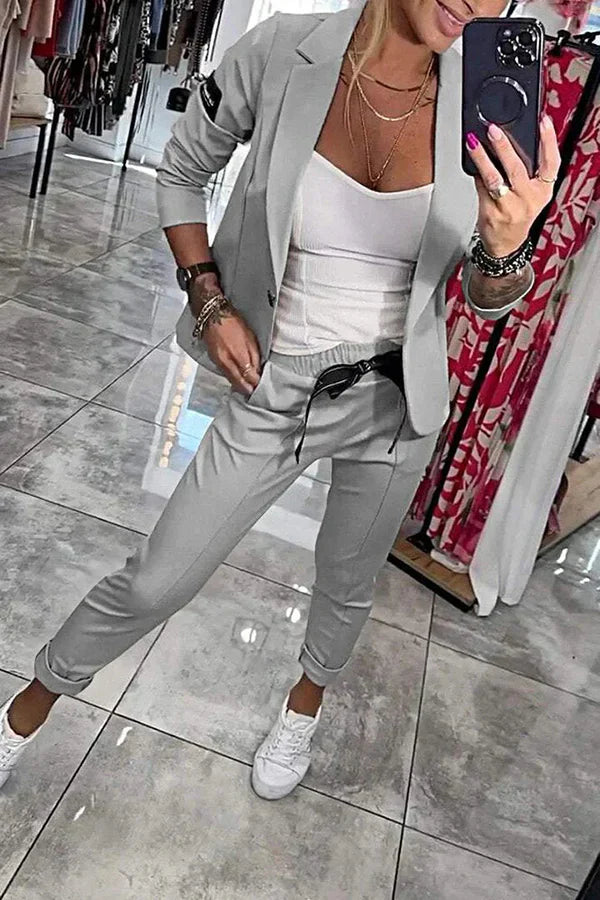 Ksenia | Tailored set with a soft blazer and relaxed joggers