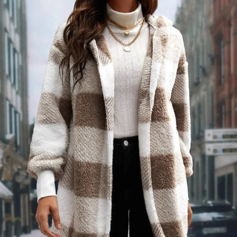 Rowena – Women’s Plaid Fleece Hooded Jacket