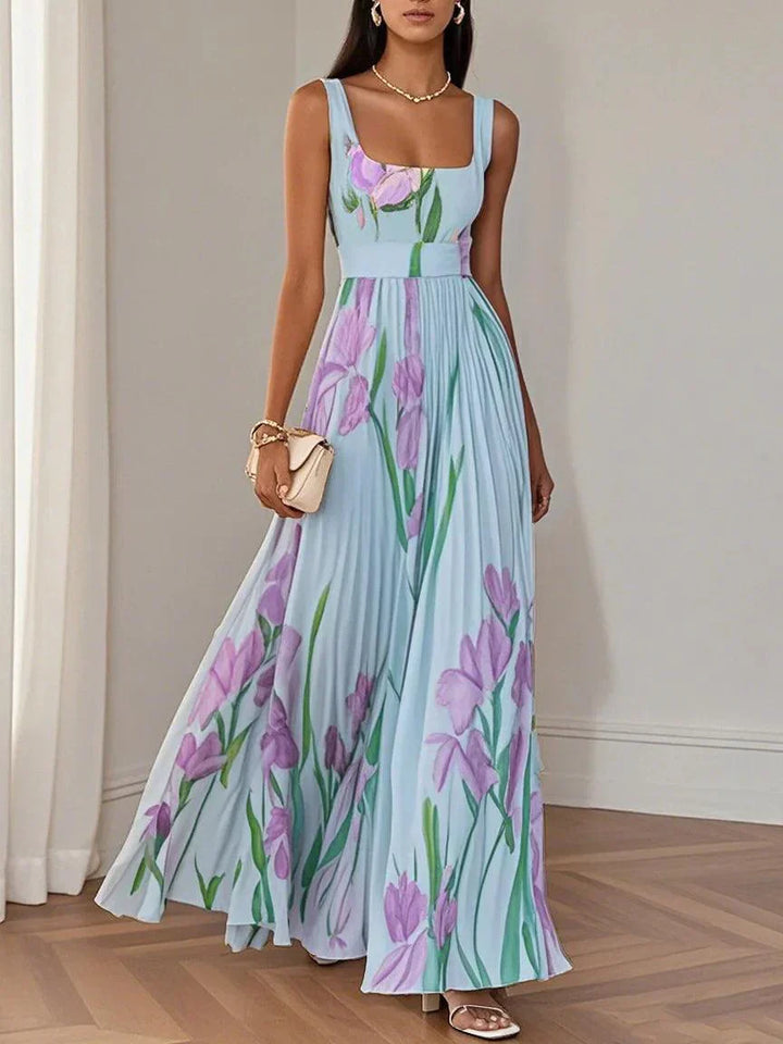 Hinokaia | Luxe pleated floral maxi dress