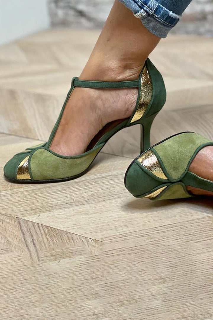 Taviana | Artisan-Made Strapped Sandals