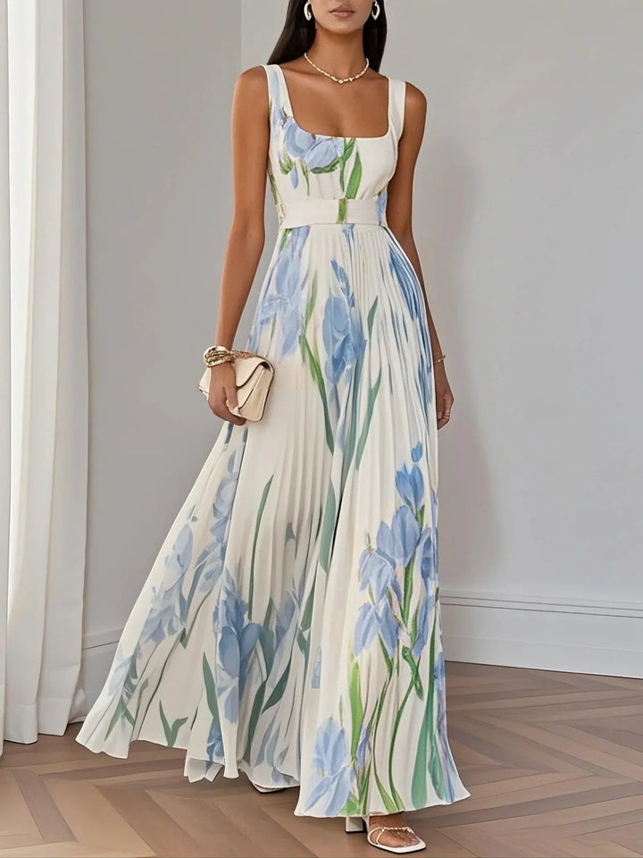 Hinokaia | Luxe pleated floral maxi dress