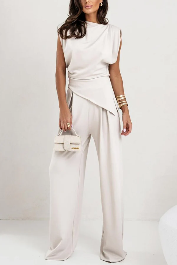Lory™ Top and Trousers Set
