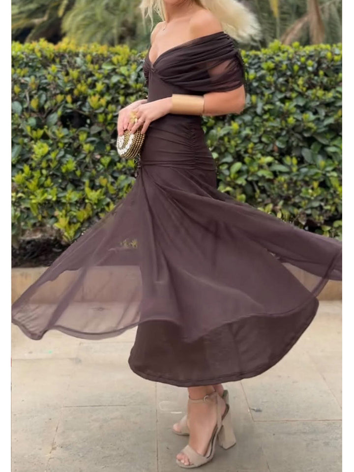 Isolde – Elegant Mesh Boutonniere Dress