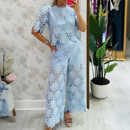 Lucille – Elegant, modern lace two-piece set